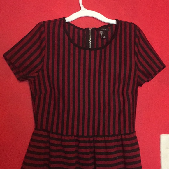 Dress - Picture 3 of 4